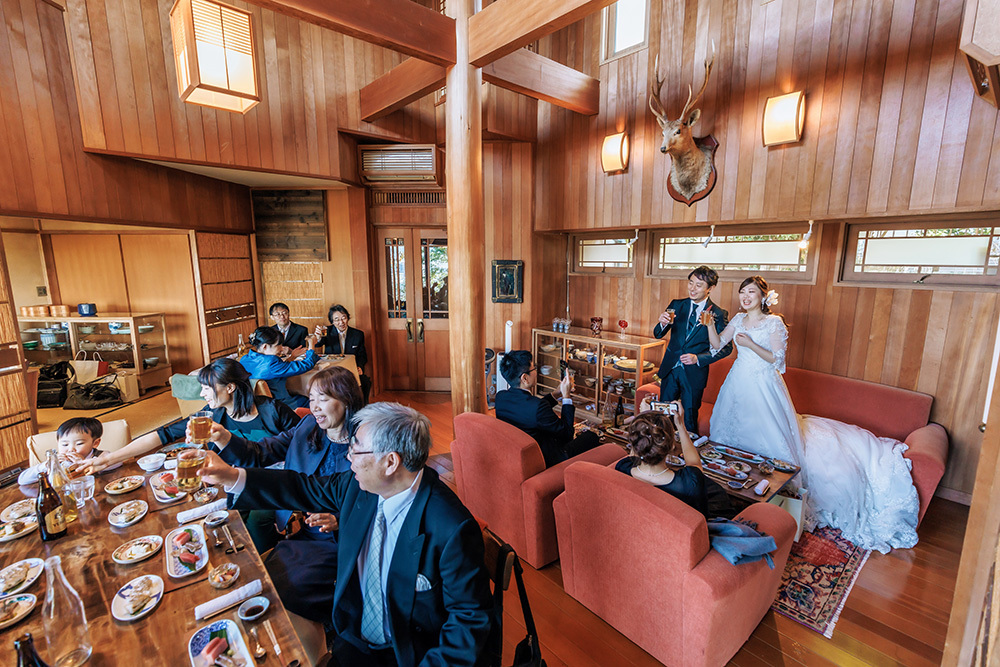 結婚式場無料紹介はなといろの結婚式と披露宴（パーティー）の記念写真